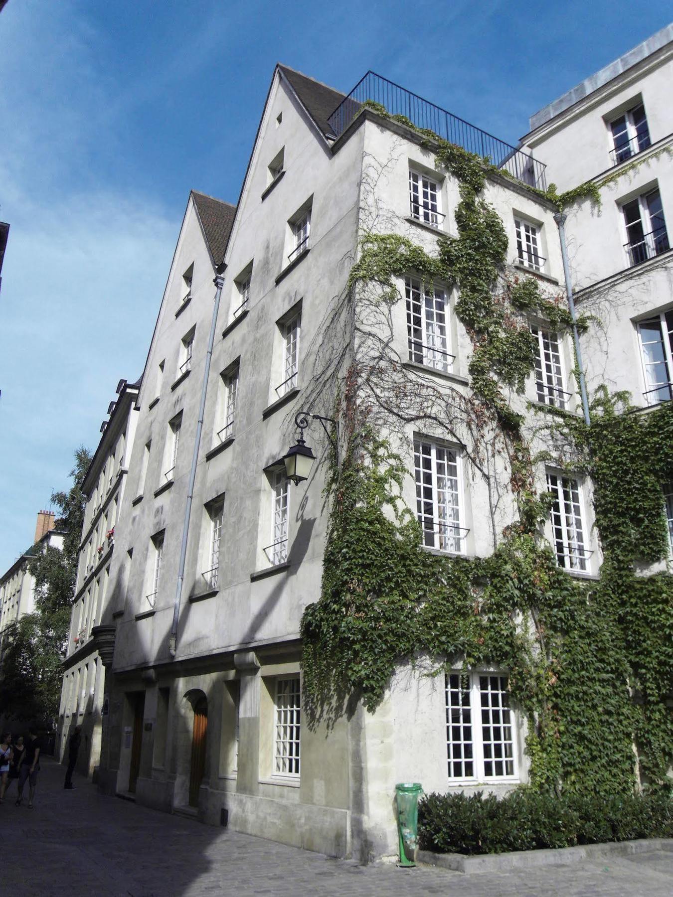 Hostel Mije Marais Parijs